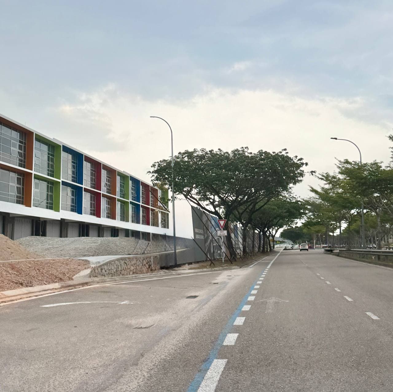 3-Storey Shop Office Bandar Dato Onn 3