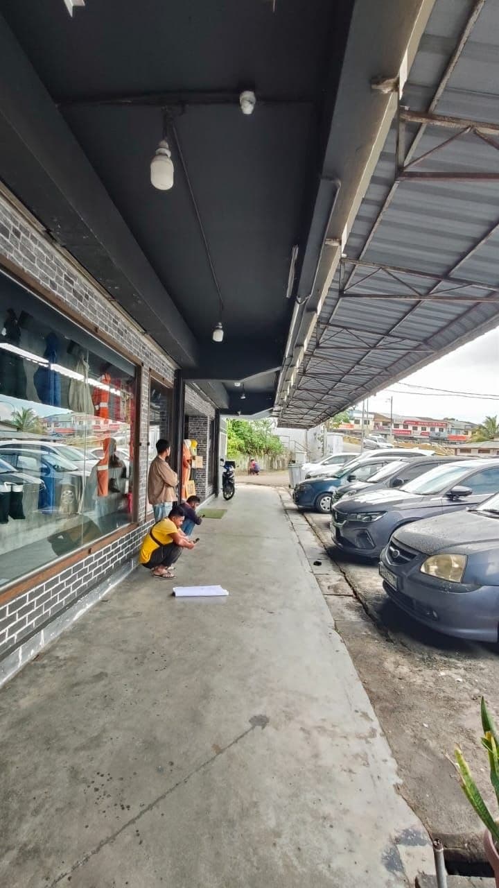 3 Storey Corner Adjoining Commercial Shoplot Taman Bunga Raya Masai 6