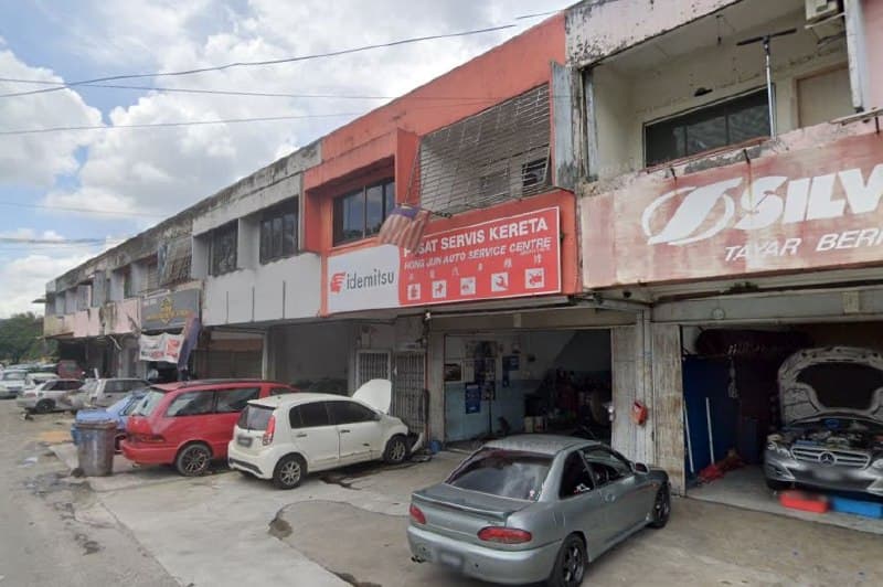 1.5 Storey Detached Factory Corner Kelapa Sawit – photo 1