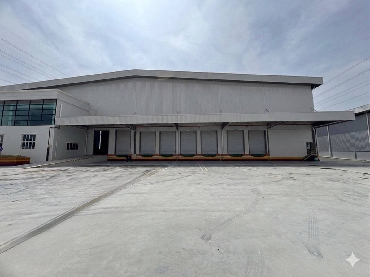 Single storey Detached Warehouse with Mezzanine Floor Gelang Patah 2