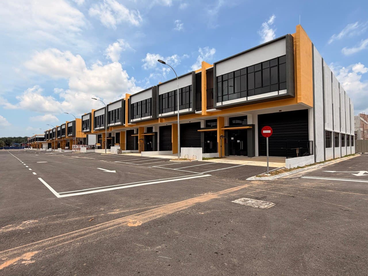 Single Storey Terrace Factory Empire Park 2