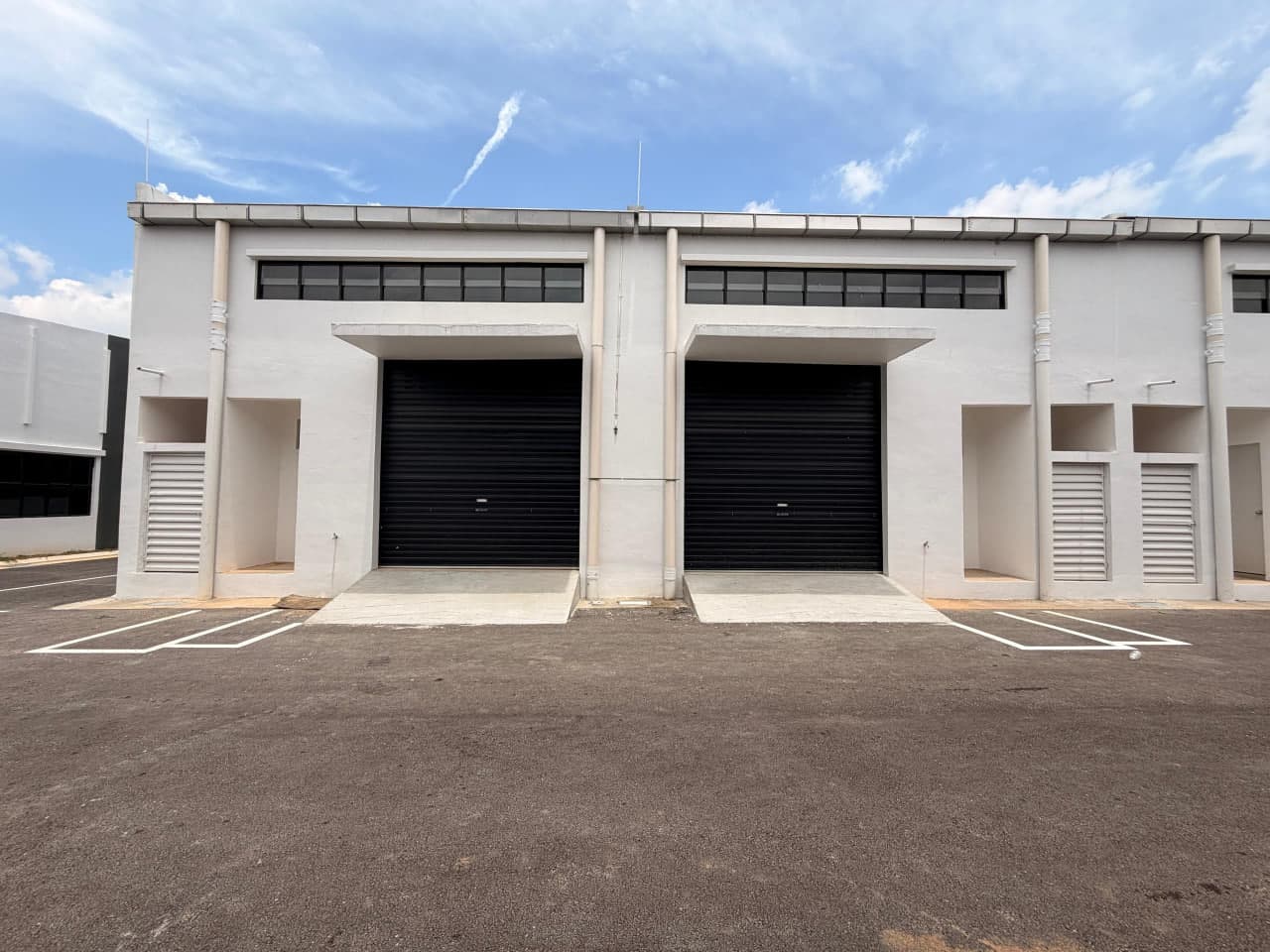 Single Storey Terrace Factory Empire Park 8