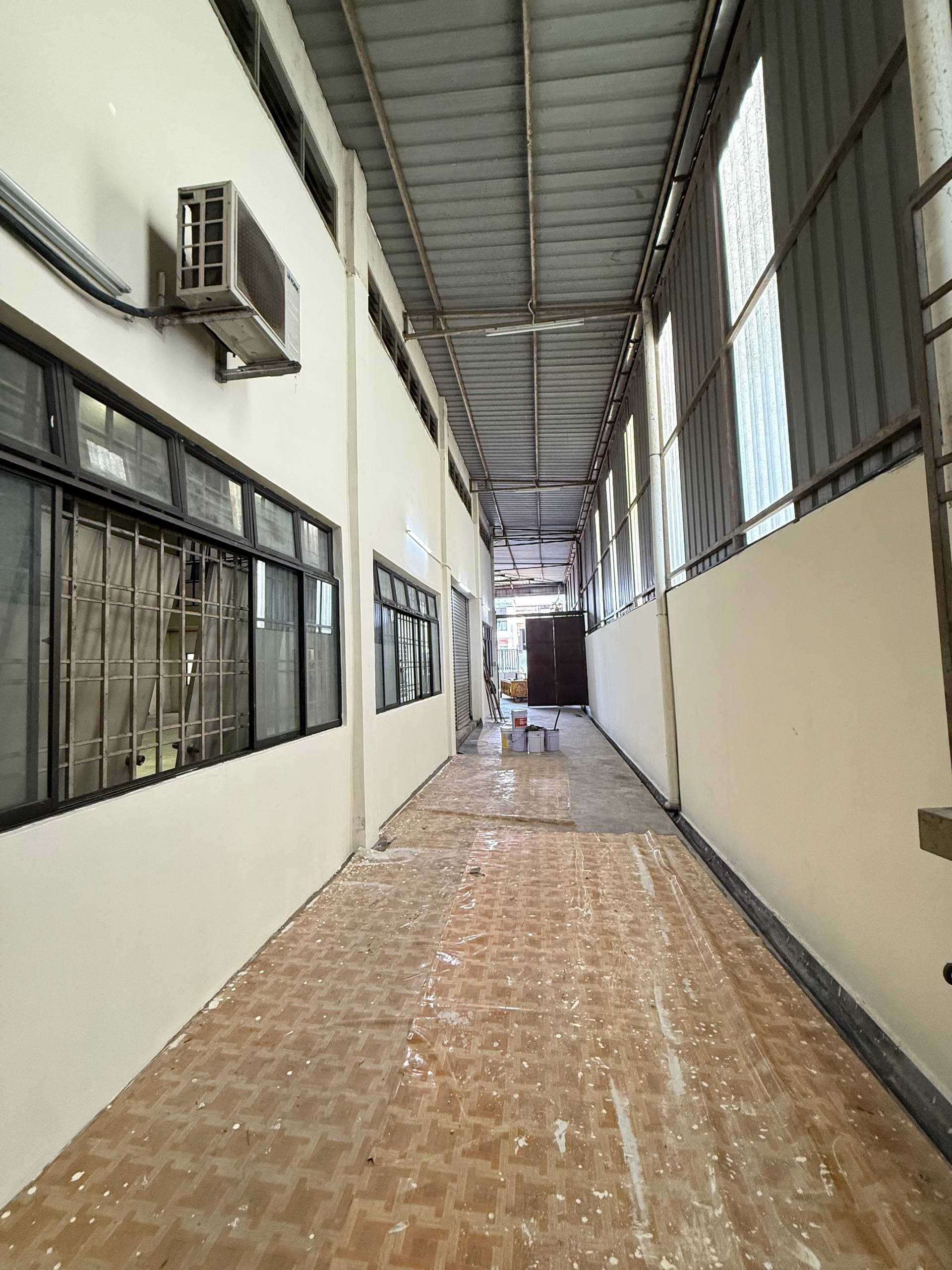 1.5 Storey Semi-D JB Perdana Industrial Park 5