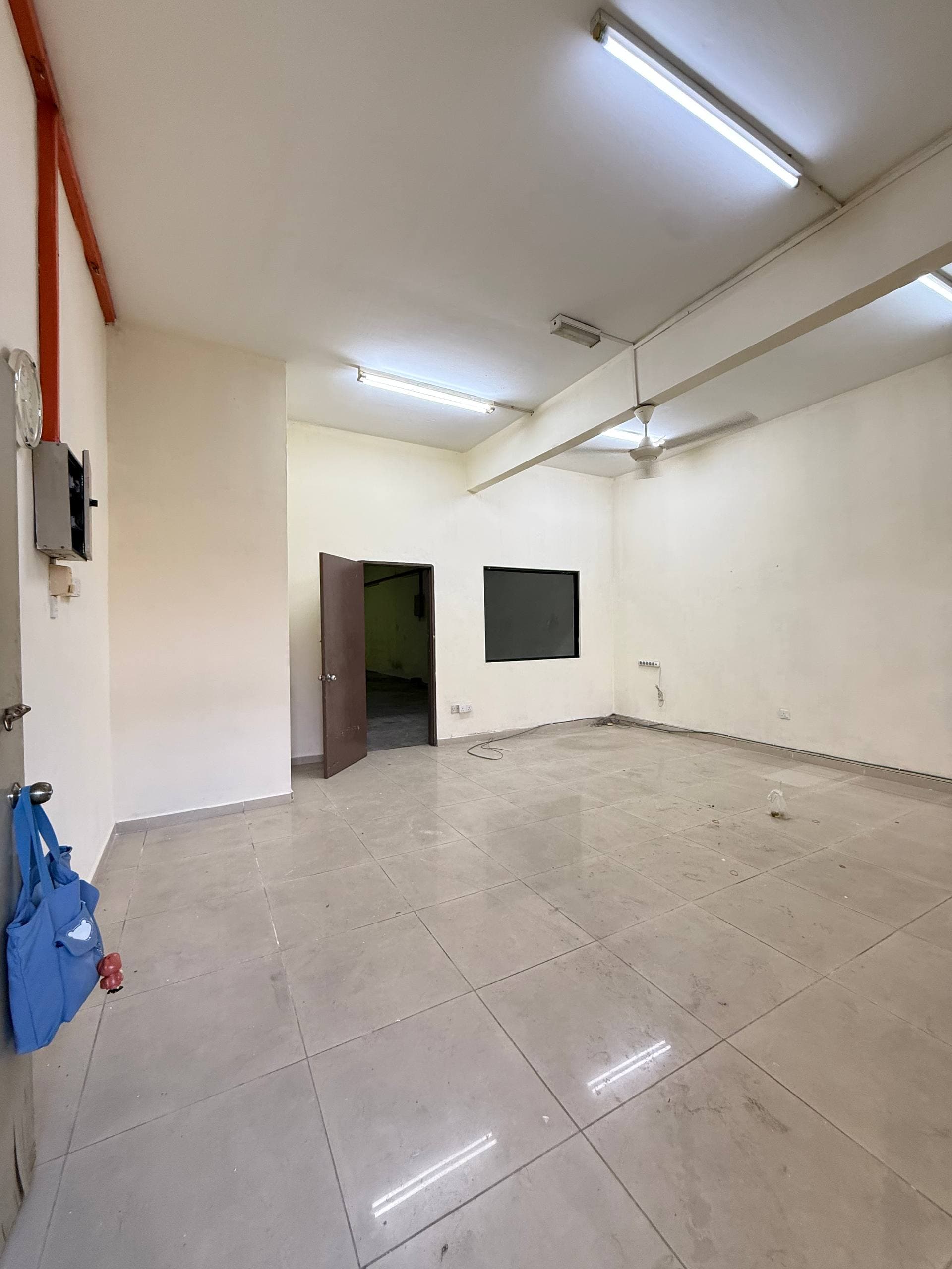 1.5 Storey Semi-D JB Perdana Industrial Park@Tan Sri Yaacob 3