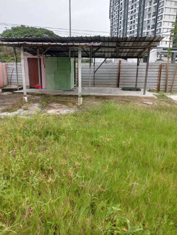 Industrial Land Larkin 2