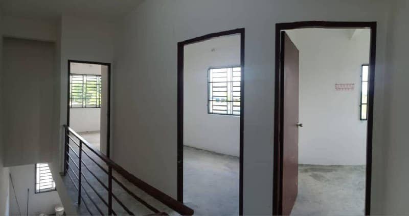 1 Storey Renovated House Taman Aman Senai – photo 1