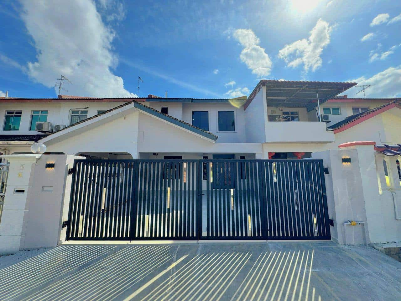Large Double Storey Terrace House Taman Megah Ria