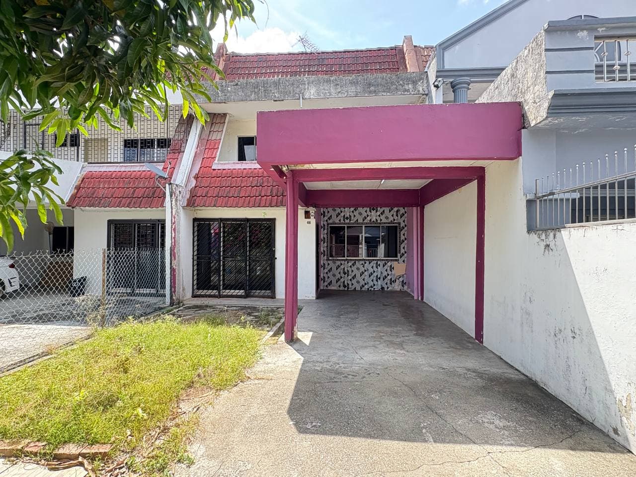 1.5 Storey intermediate lot Taman Bukit Kempas – photo 1