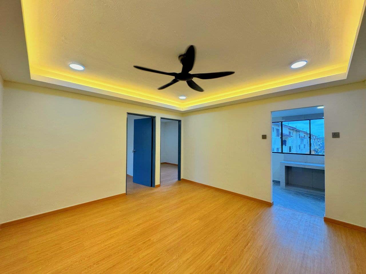 Low Cost Flat Selesa Jaya – photo 1