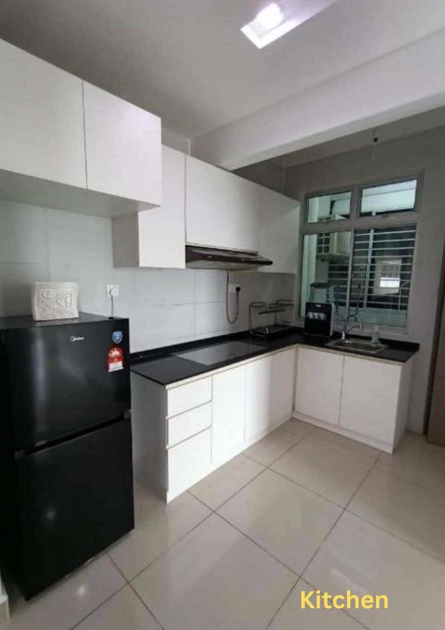 Service Apartment Larkin Heights