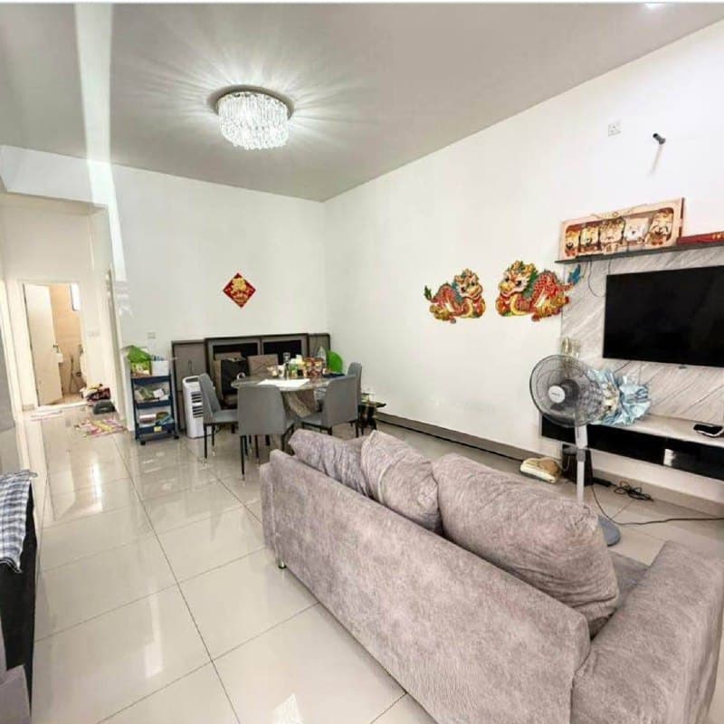 Double Storey Terrace House Dahlia Seri Austin