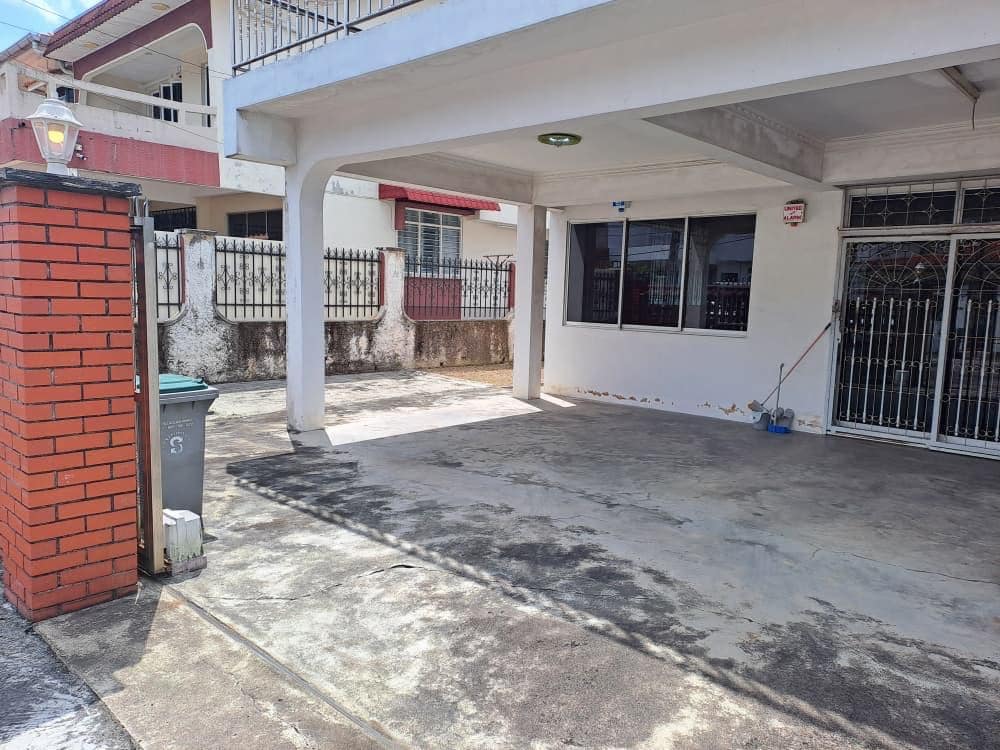 Double storey Semi D Taman Pelangi – photo 1