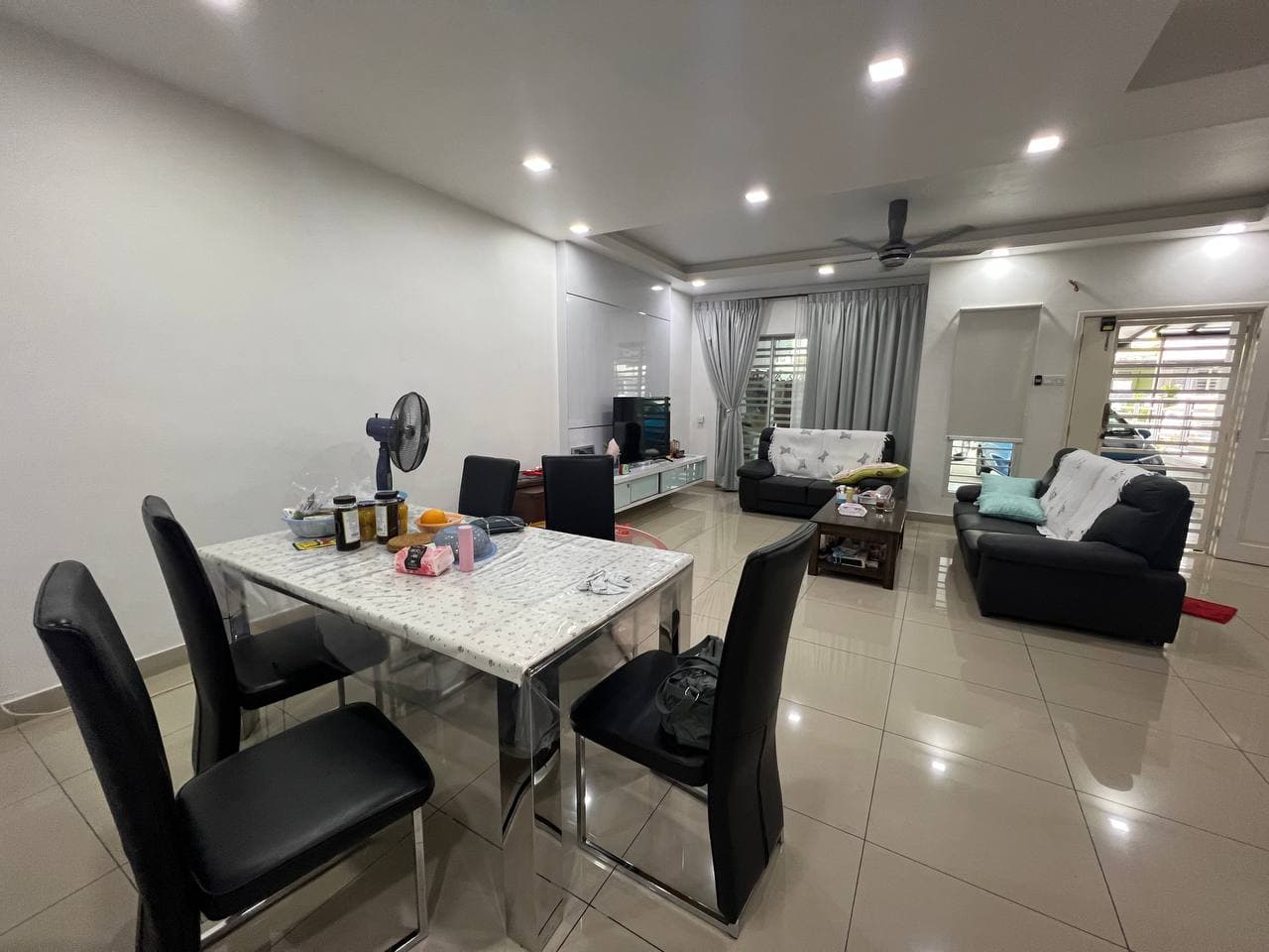 Double Storey Terrace Taman Seri Austin – photo 1