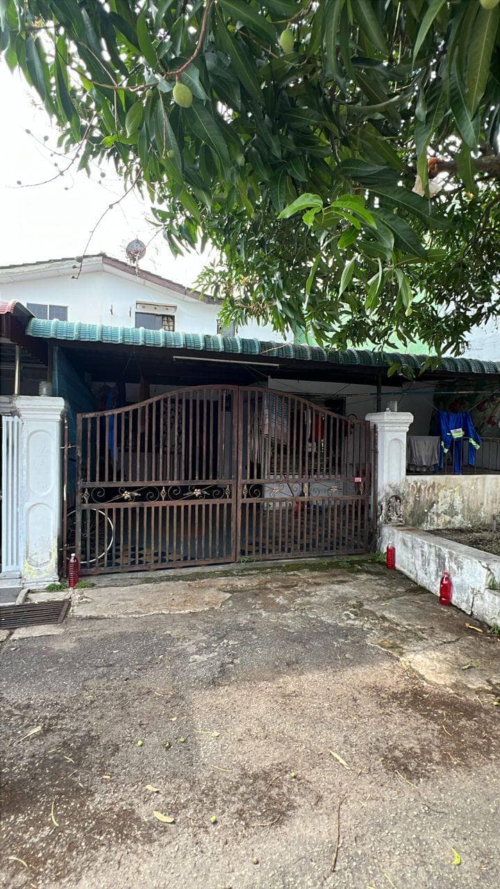 2-Storey Terrace Taman Nusa Idaman – photo 1