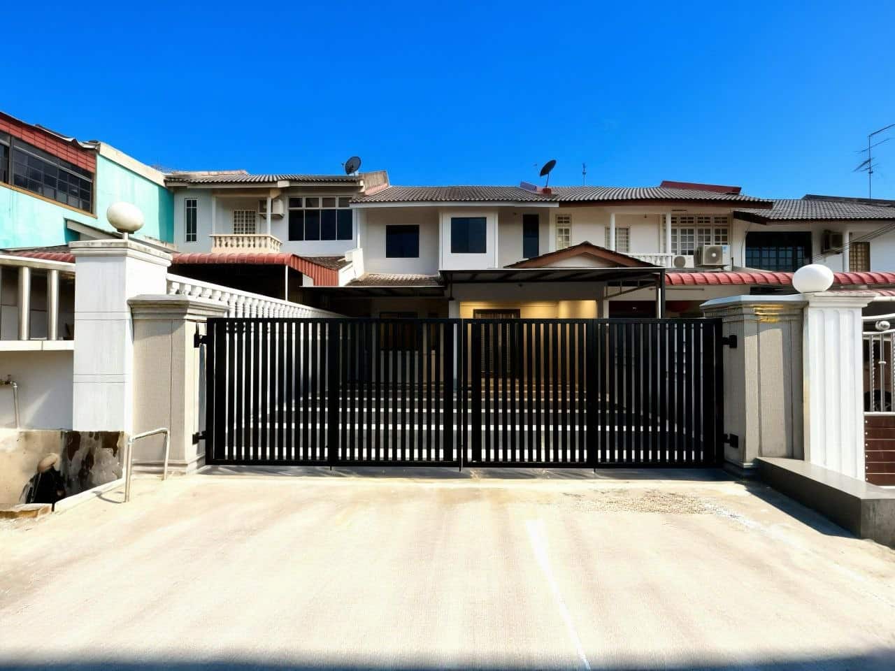 Double Storey Taman Timur