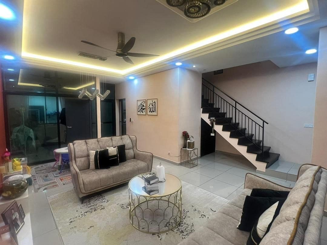 Double Storey Terrace House Bandar Seri Alam – photo 1