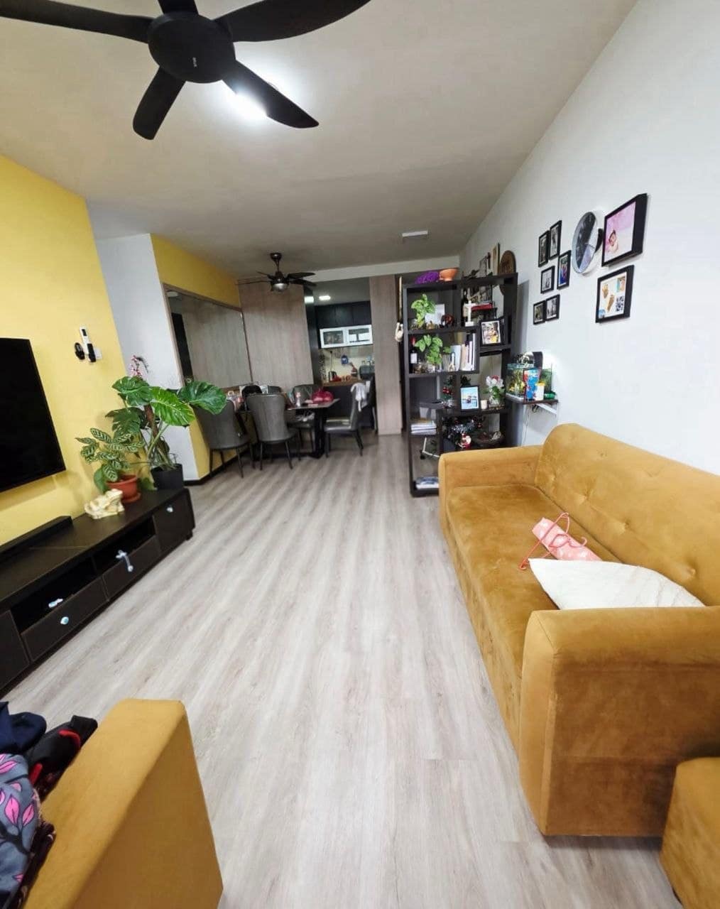 Lake View Suite Apartment Taman Mount Austin – photo 1