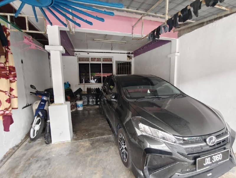 Single Storey Endlot Taman Mas Kulai – photo 1