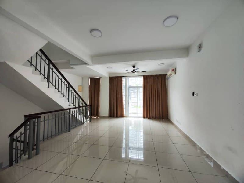 2.5 Storey Imperial Jade – photo 1