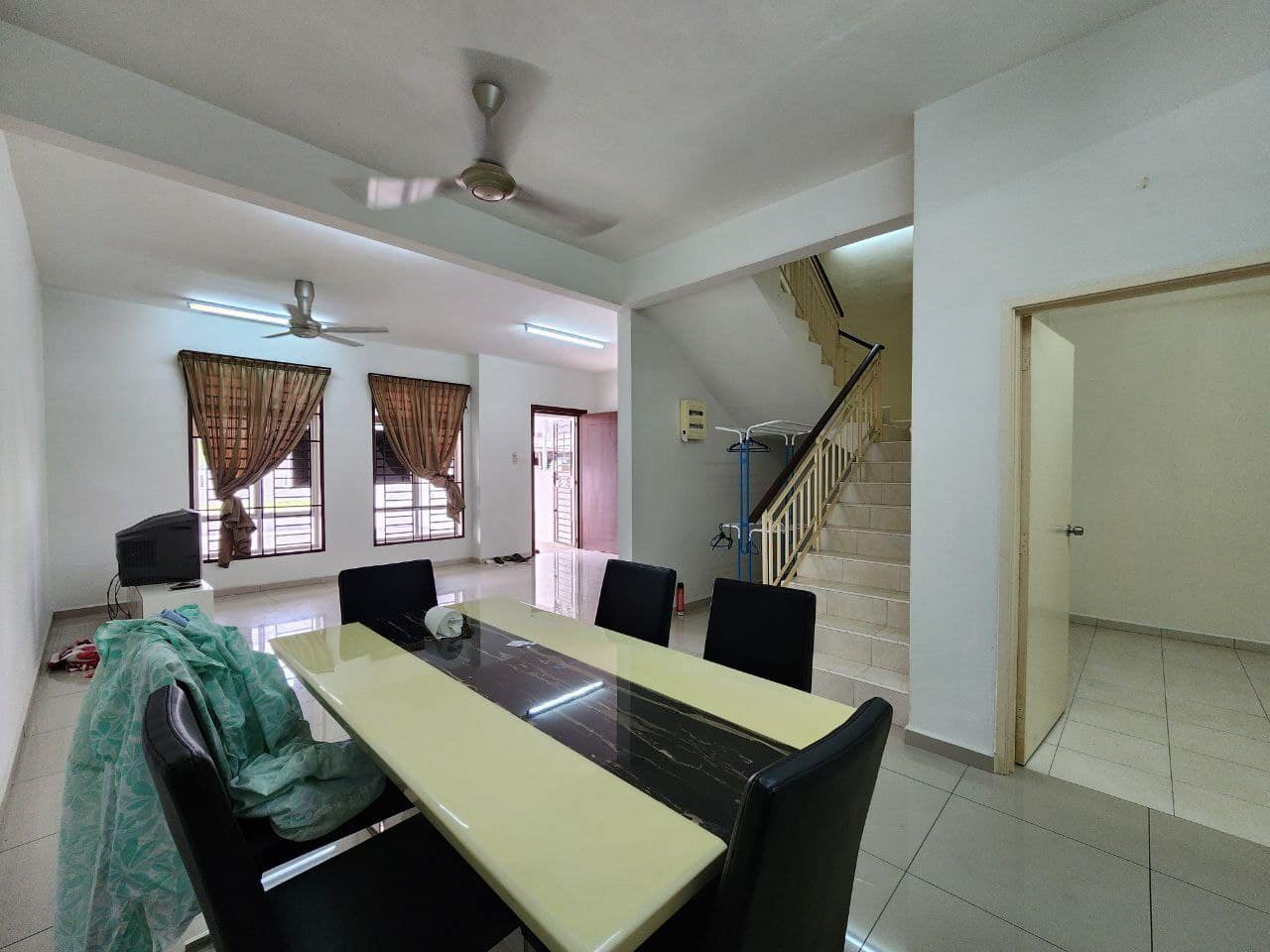 Double Storey Terrace House The Garden Residency – photo 1