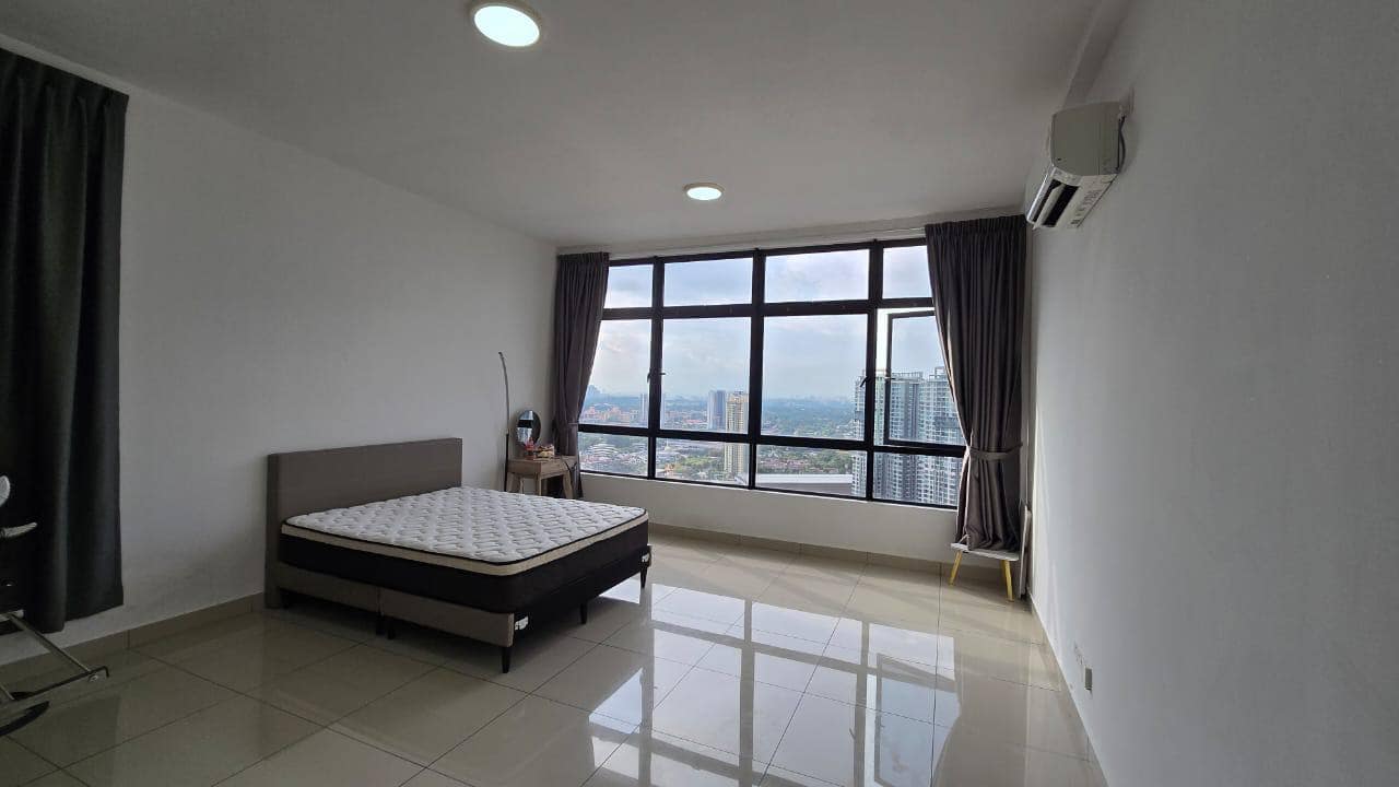 Studio (Corner Lot) – photo 1