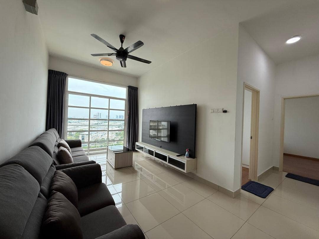 Condominium Nusa Heights – photo 1