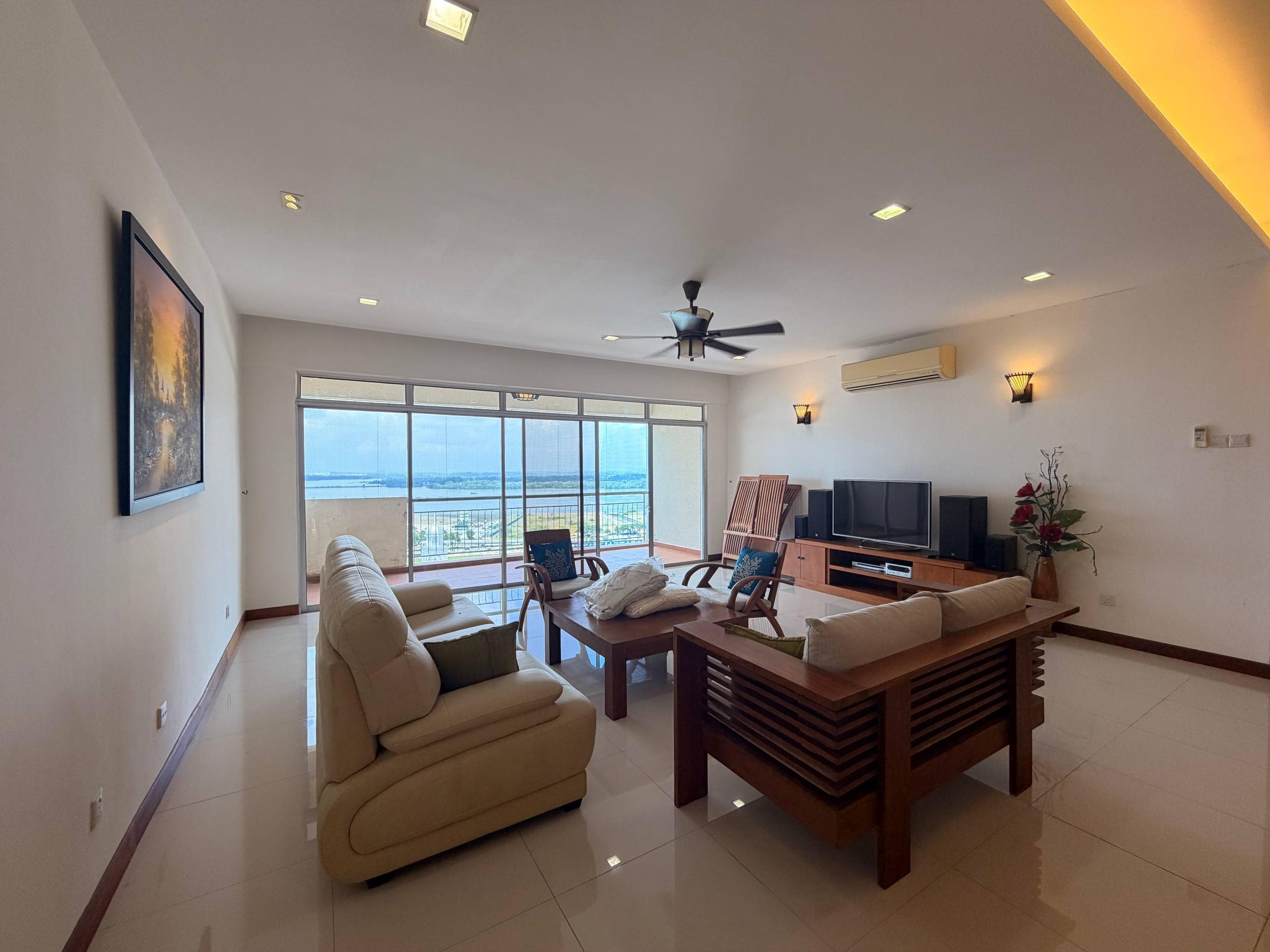 Condominium Indah Samudra – photo 1