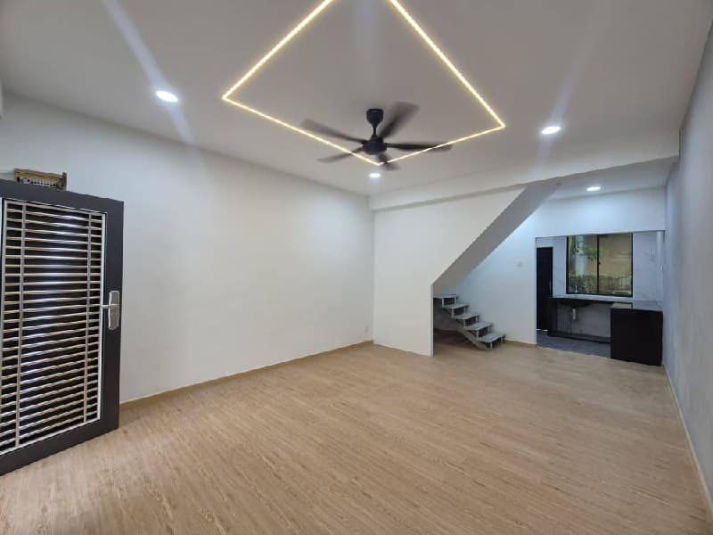 Single storey corner Jalan Terkukur – photo 1