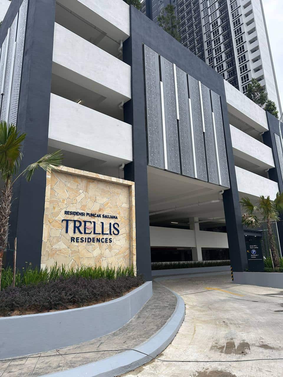 Condo Trellis Residences
