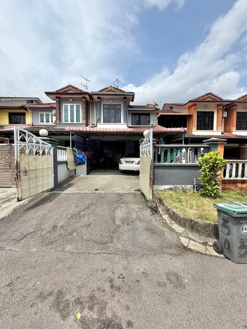 House Taman Desa Tebrau – photo 1