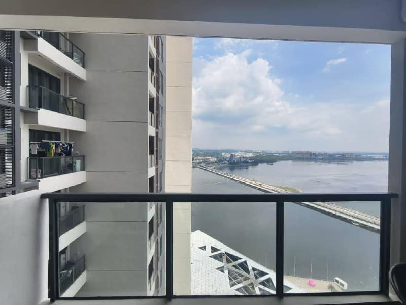 Condo R&F Princess Cove Phase 2 – photo 1