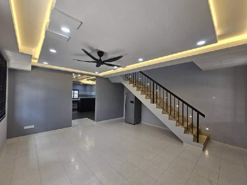 Double Storey End Lot Taman Bukit indah