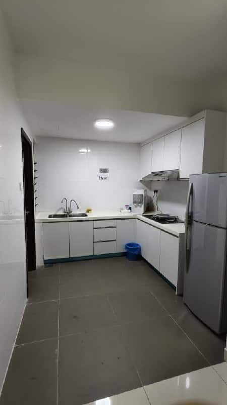 Apartment Taman Molek