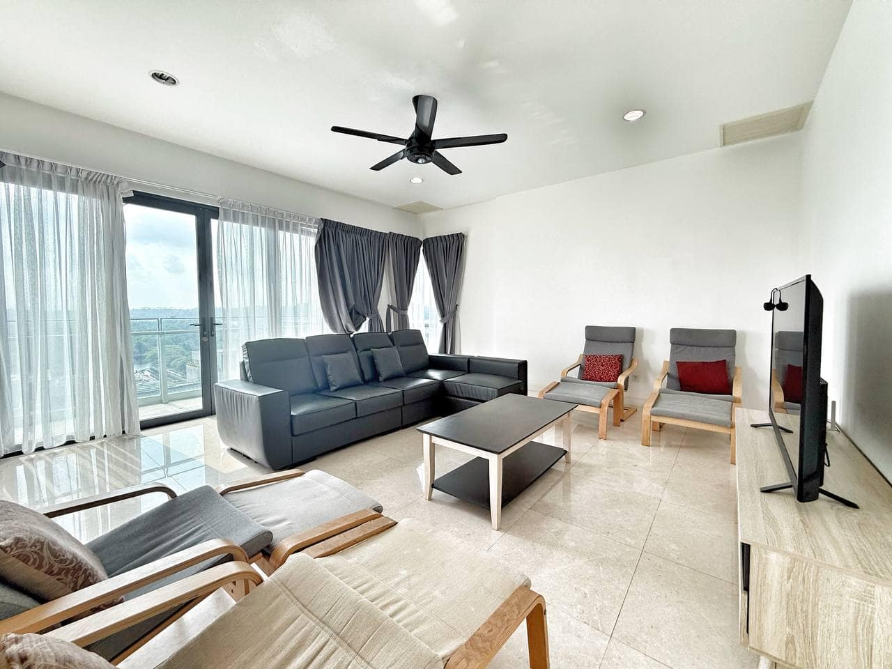 Condominium Imperia Residence – photo 1