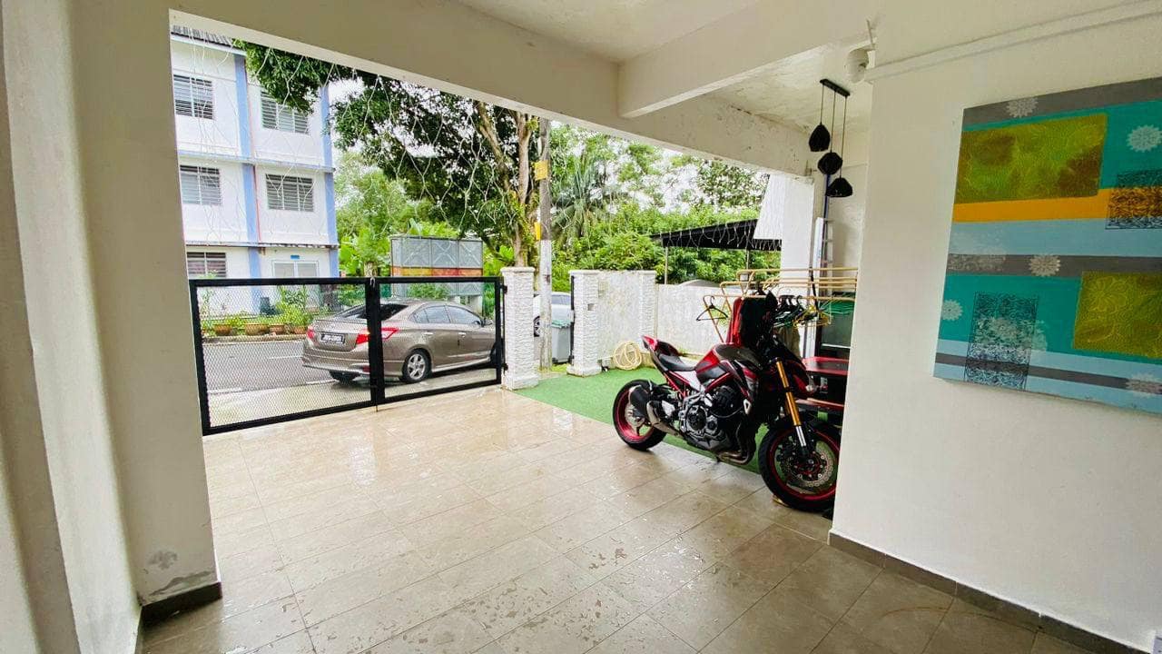 2.5 STOREY TERRACE Kangkar Pulai – photo 1