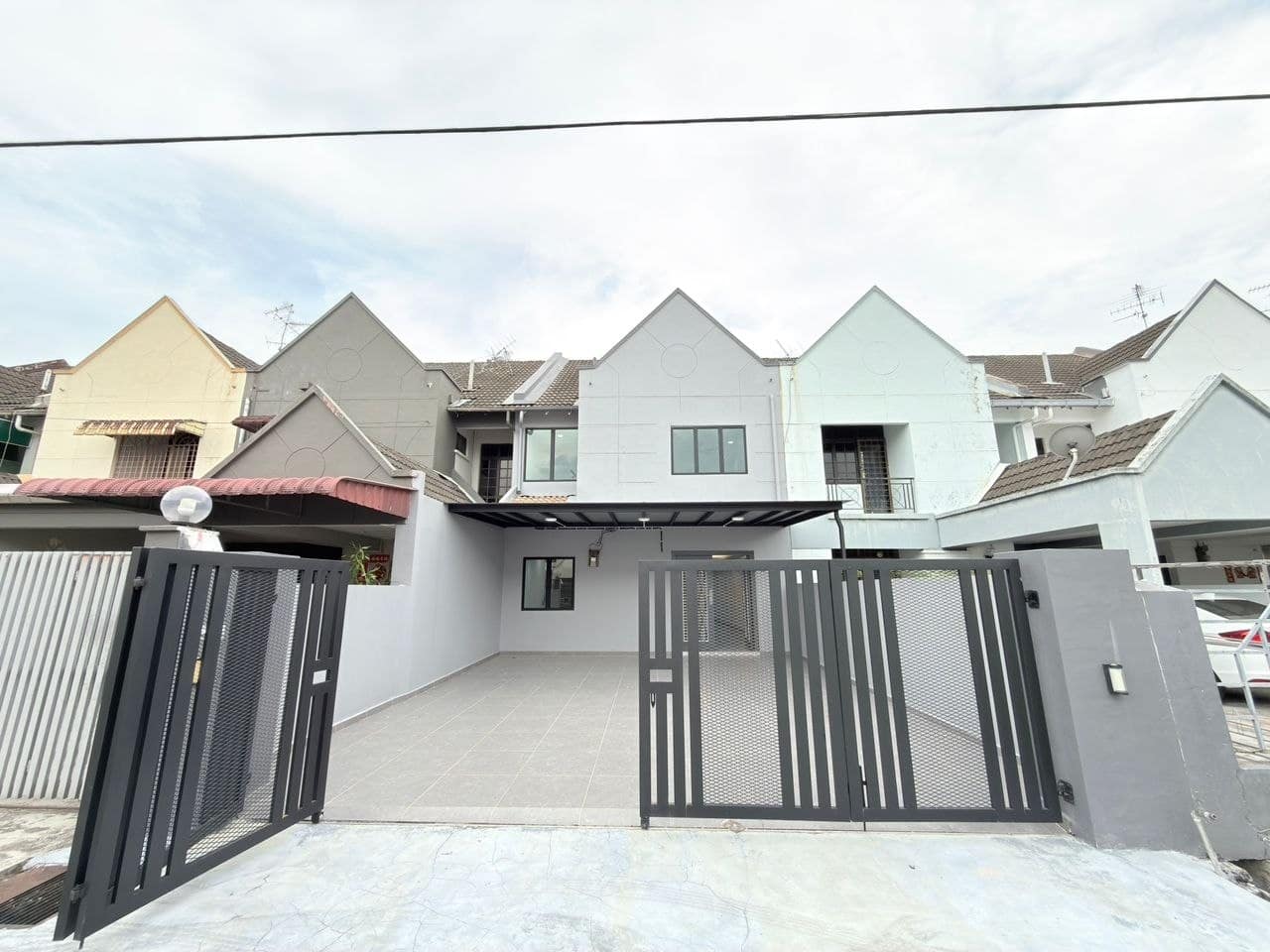 Double Storey Terrace House Bandar Baru Permas Jaya – photo 1