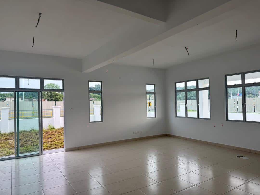 Double storey link bungalow Taman Pulai Mutiara 2