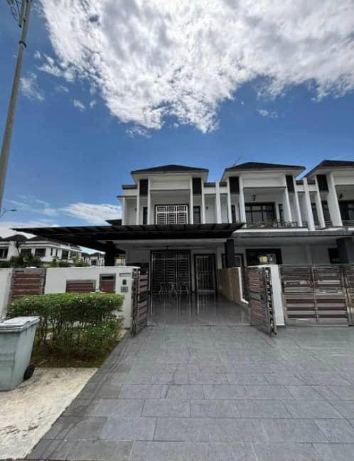 Double Storey Terrace Corner Taman ekoflora – photo 1