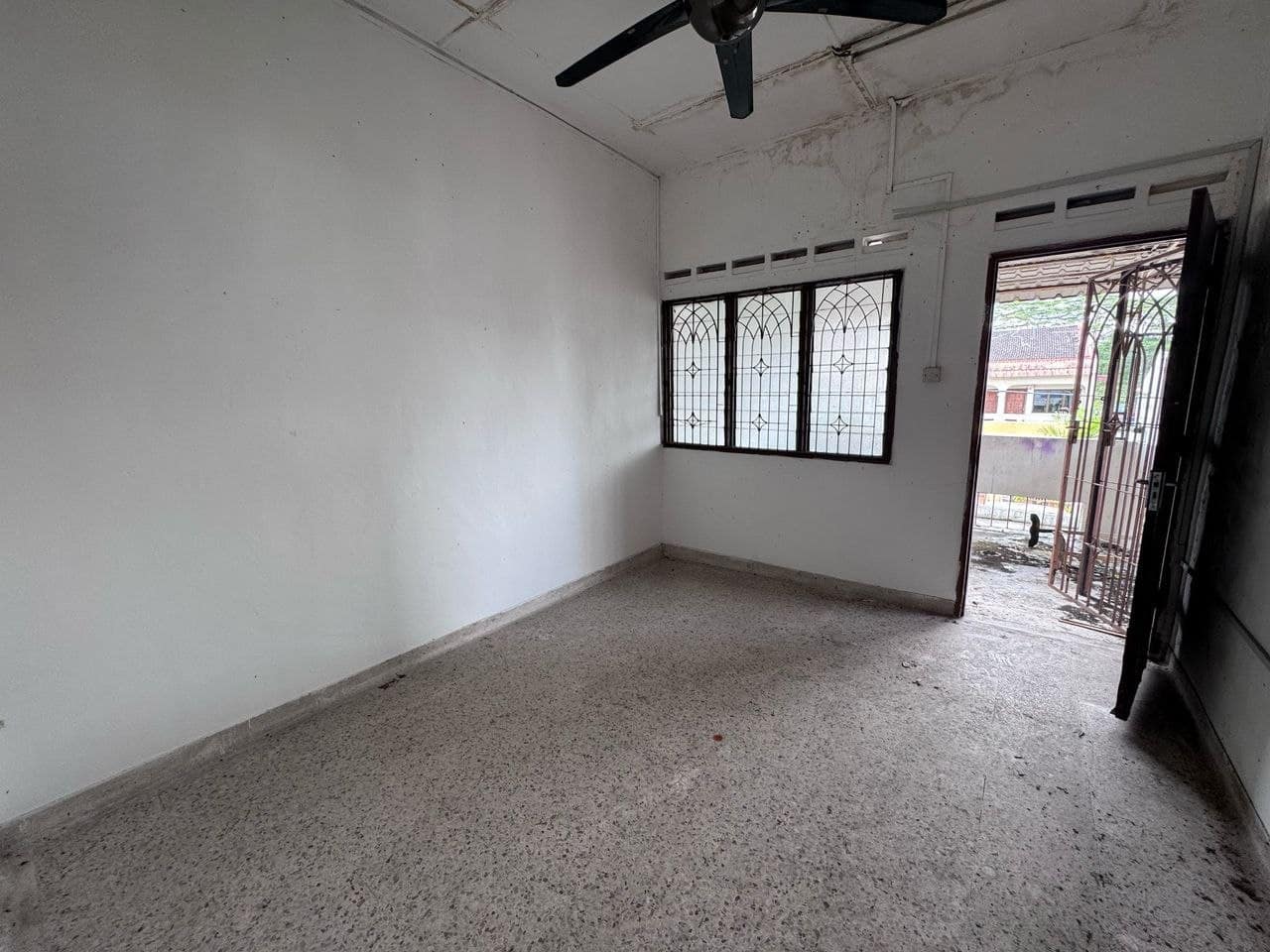 Double Storey Endlot Taman Sentosa – photo 1