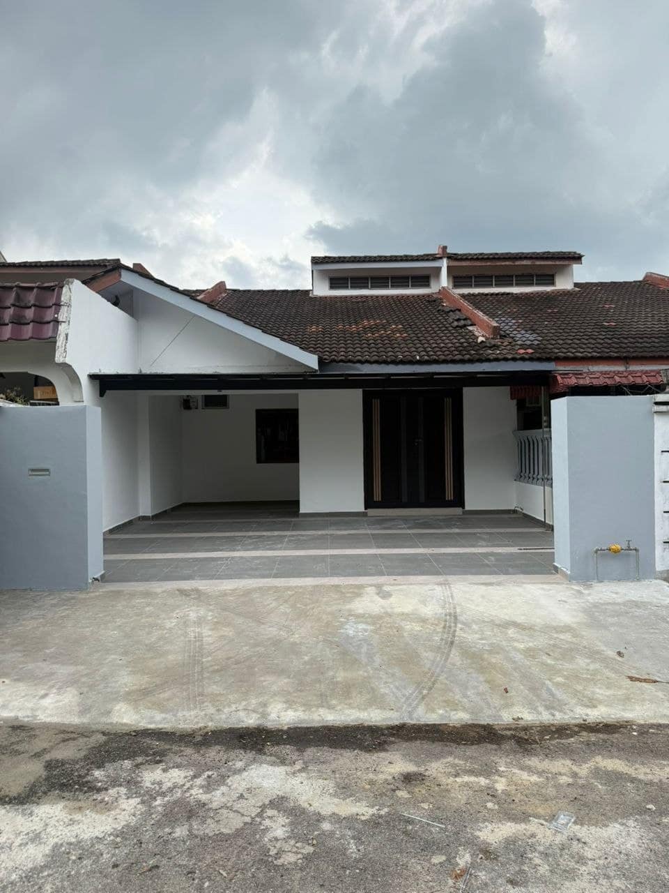Single storey terrace house Taman Puteri Wangsa – photo 1