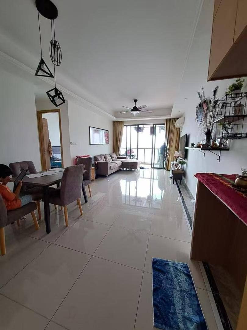 Condo R&F Princess Cove (Phase 1) – photo 1