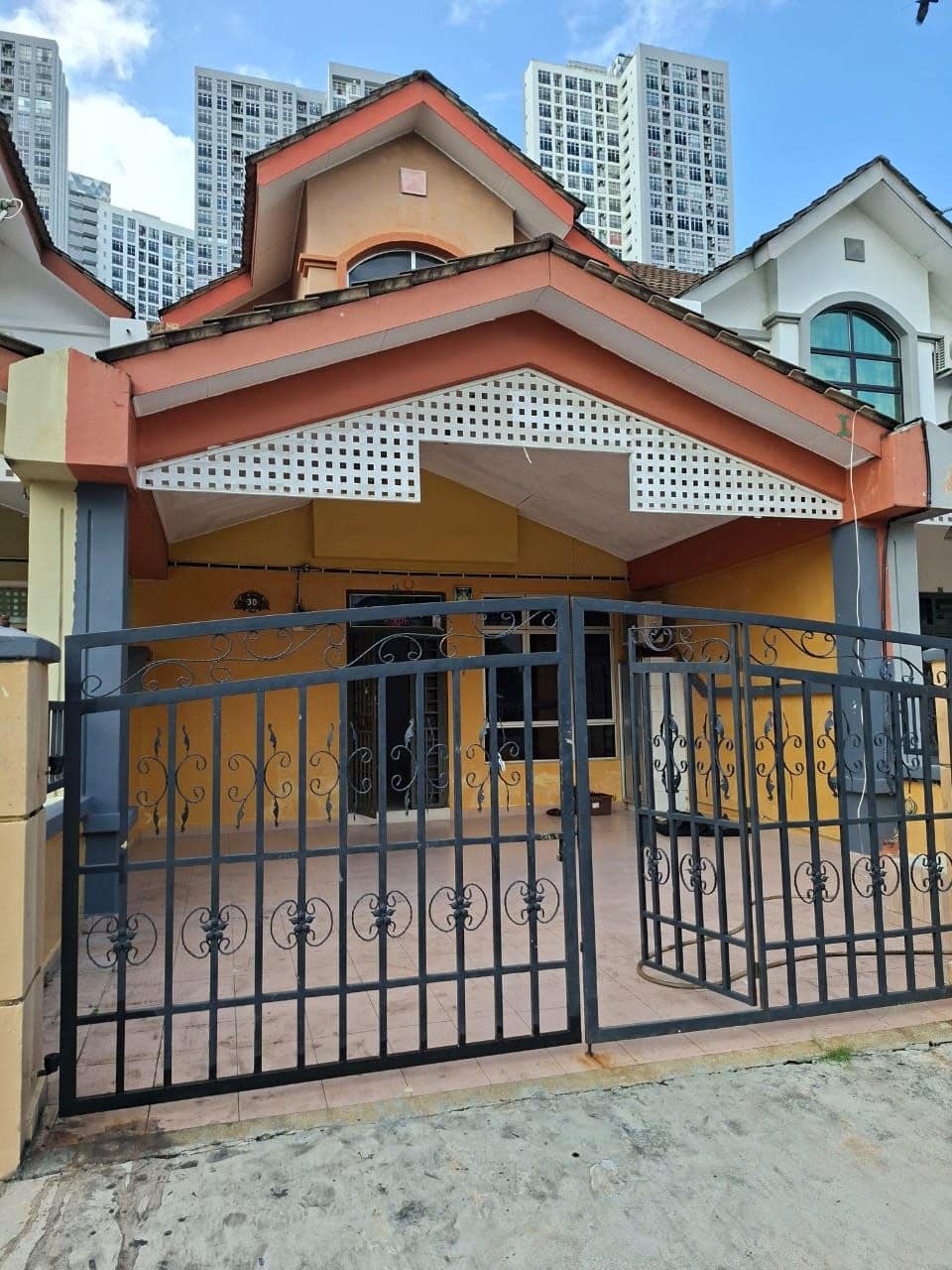 Double Storey Bandar Seri Alam – photo 1