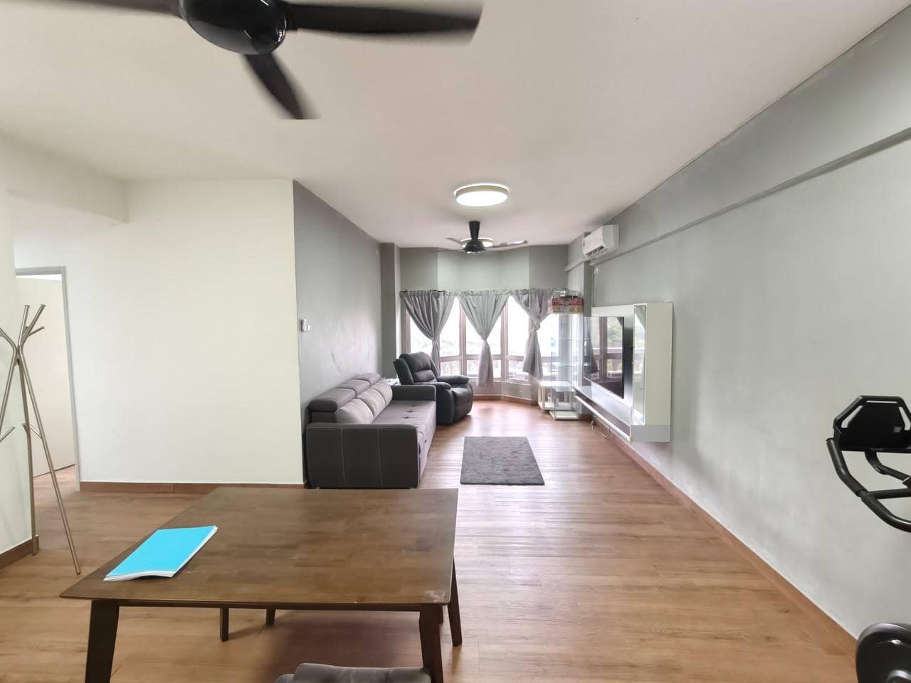 Condominium Dwi Mahkota – photo 1