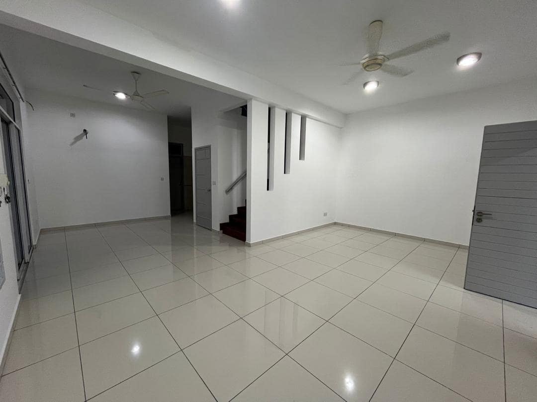 2-Storey Cluster Bukit Indah – photo 1