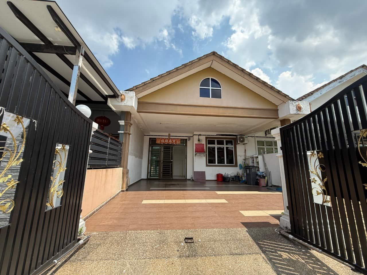 One Storey terrace Taman Nusa Bestari 2