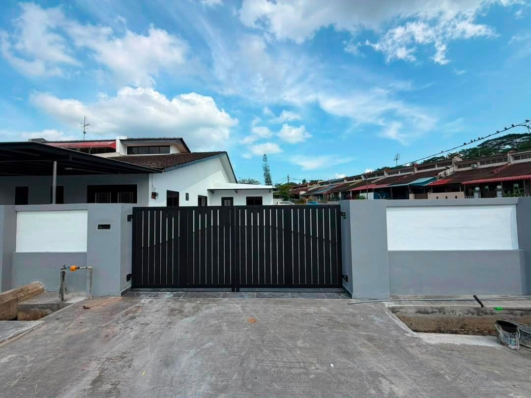 Single Storey Terrace Corner Taman Suria – photo 1