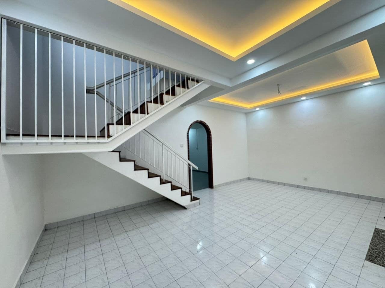 Double Storey Terrace House Taman Puteri Wangsa – photo 1