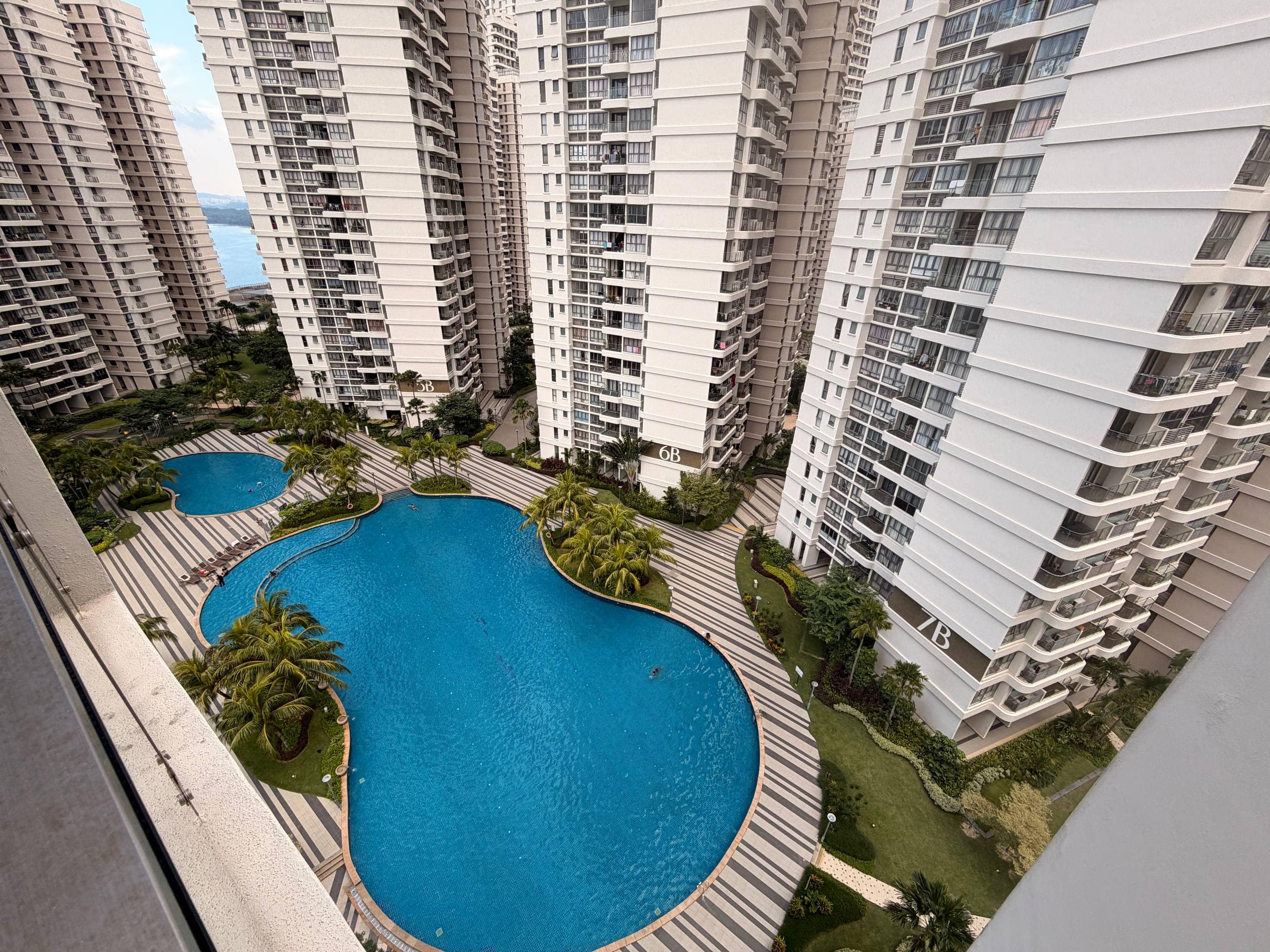 Condo Baypoint @ Country Garden Danga Bay – photo 1