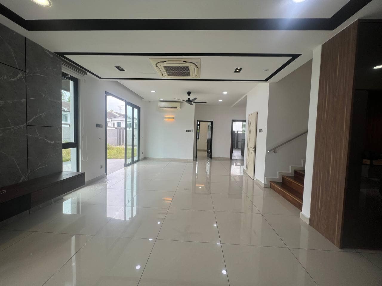 2-Storey Semi-D Taman Nusa idaman – photo 1
