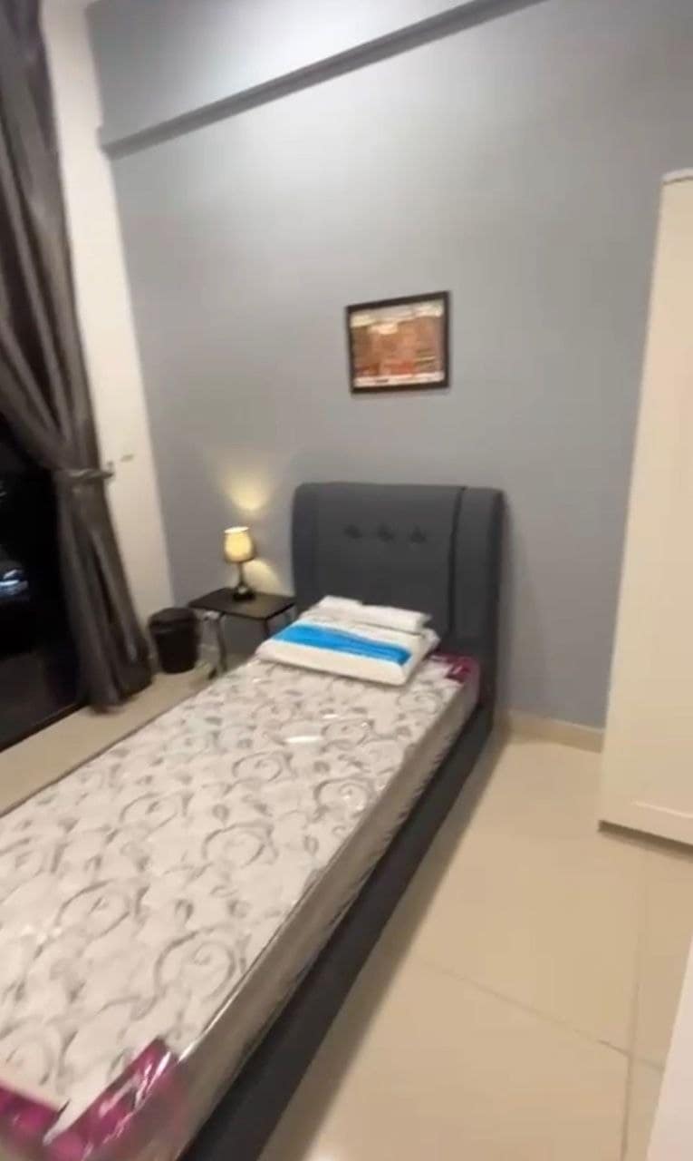 Condominium Twin Tower – photo 1